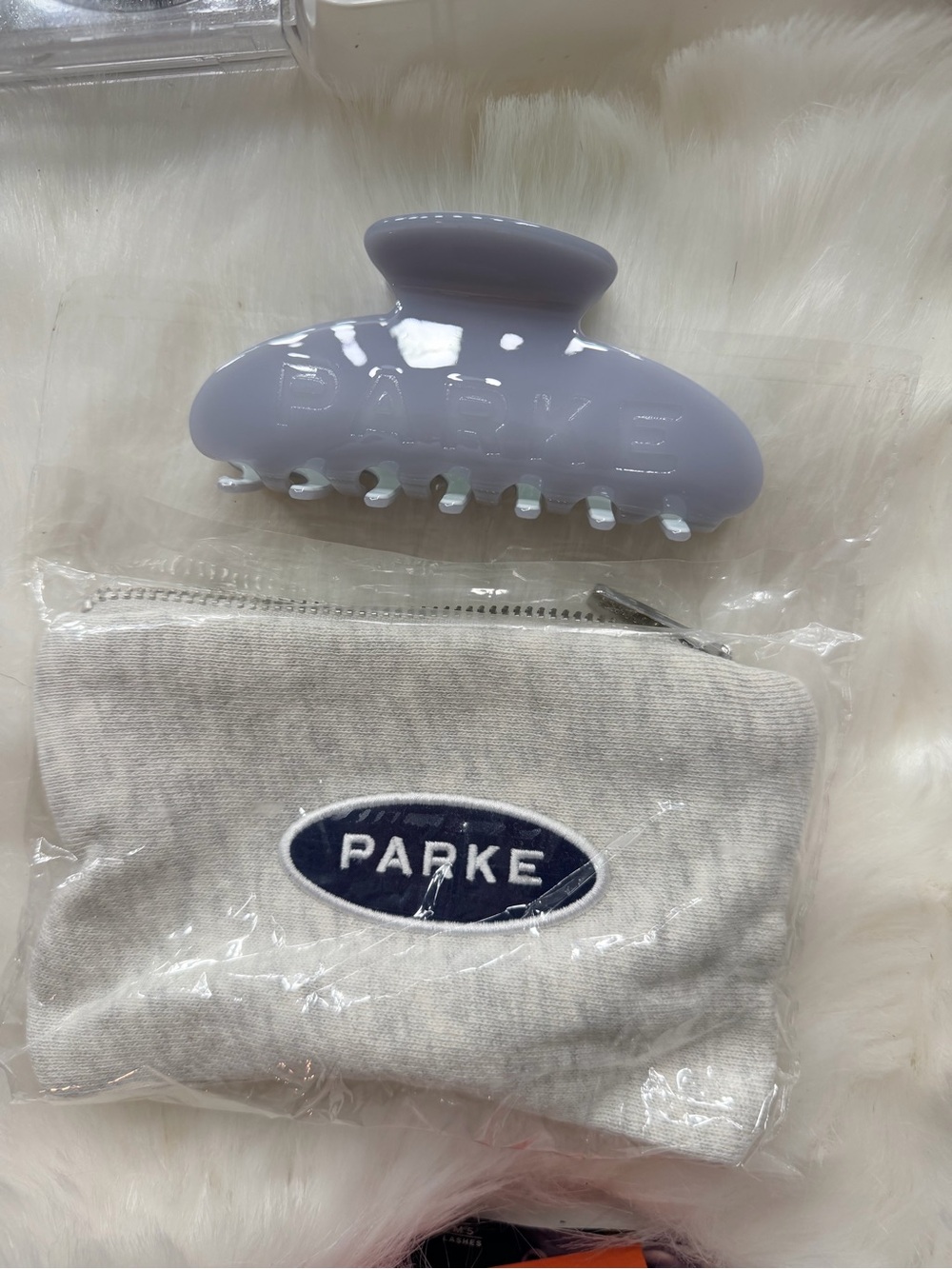 Parker Lavender Hair Claw Clip with Cream Branded Pouch